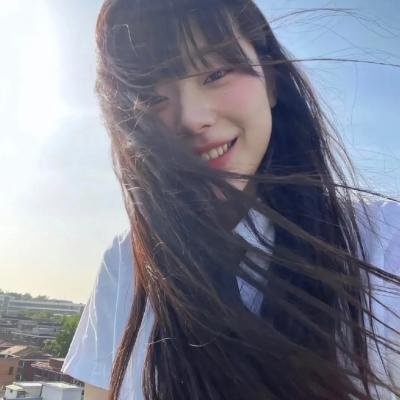 红颜暗老白发新
